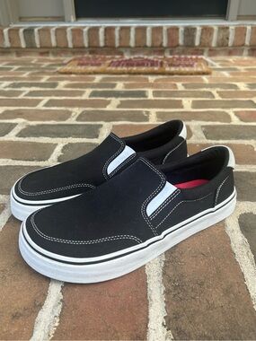 Splay Shoes Streetstyle Slip On canvas barefoot sneakers Coal Black 9 11